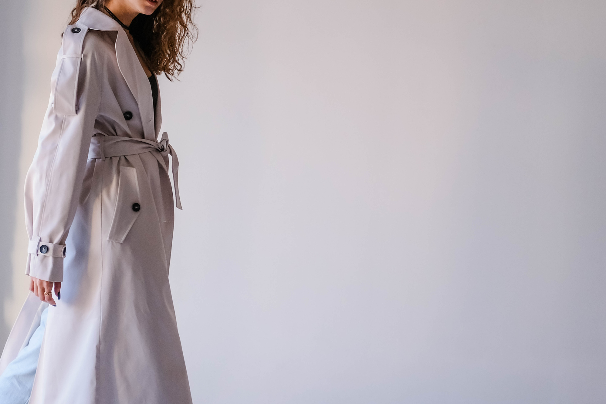 White Minimalist Fashion Girl Aesthetics